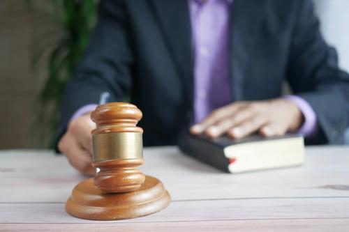 劳务派遣如何确定仲裁主体